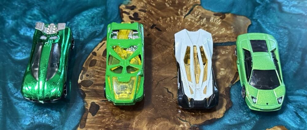 Hot Wheels Loose Lot of 4: ‘02 Lamborghini And More